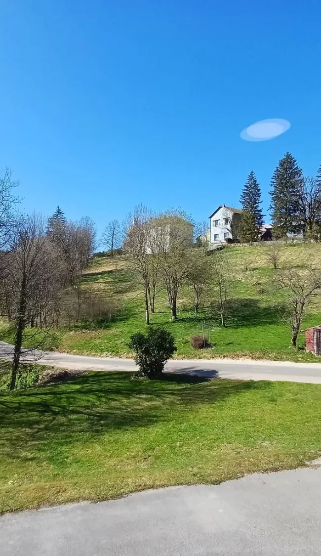 Epicéa. location dans le Jura