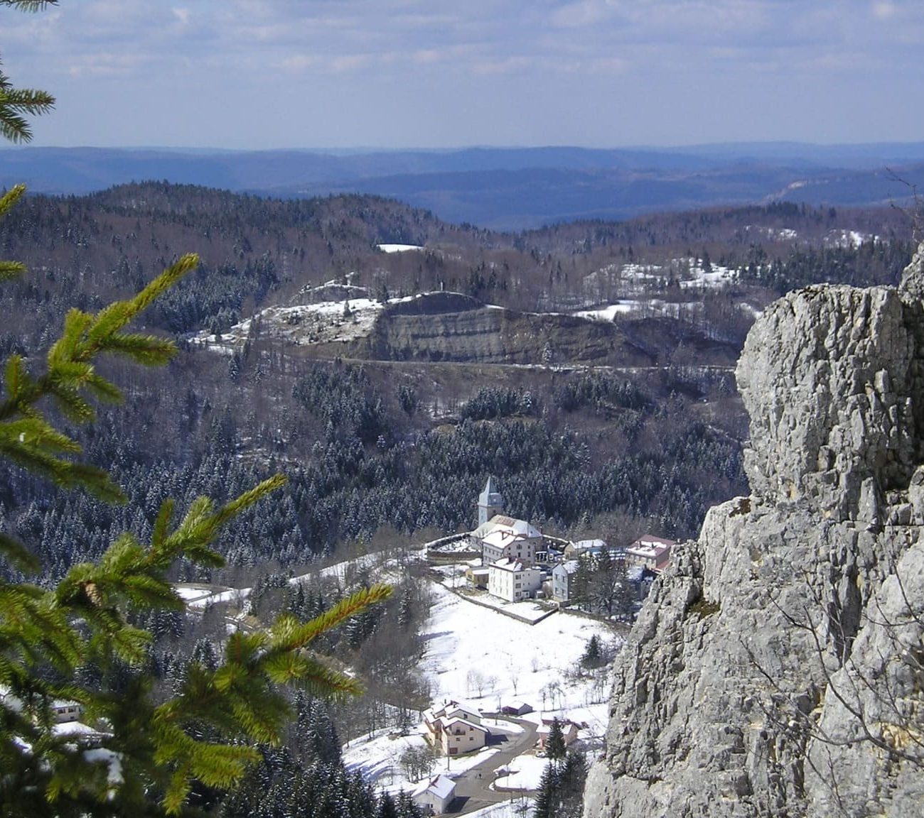 P1010045 (1) (1) (1)